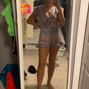 A very cute colorful romper!!